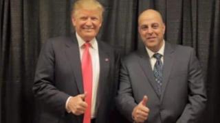 القائد العسكري السابق لمعتقل الخيام عامر الياس الفاخوري مع الرئيس الأمريكي دونالد ترامب
