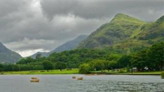 llyn