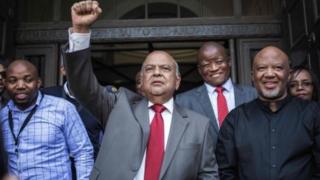 Xubno saamayn ku leh xisbiga ANC ayaa diiddan in la eryo Gordhan