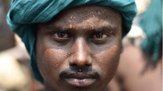 தமிழக விவசாயிகளின் வாக்குகள் யாருக்கு கிடைக்கும்?