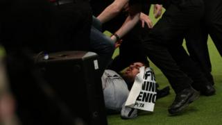 Activists disrupt Crufts grand final 70