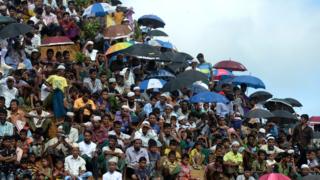 ဘင်္ဂလားဒေ့ရှ်နိုင်ငံ ကူတူပလောင်ဒုက္ခသည်စခန်းက ရိုဟင်ဂျာဒုက္ခသည်အချို့