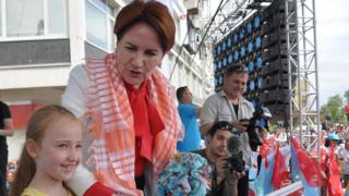 akşener