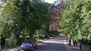 Russell Hill Road, Purley