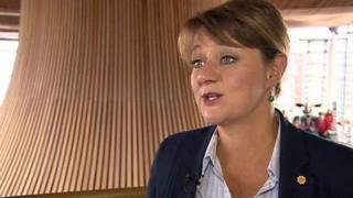 Leanne Wood arweinydd Plaid Cymru