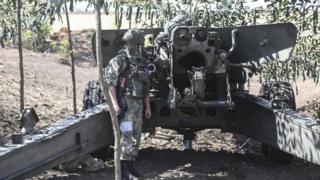 Ukraine War: Putin Not Bluffing About Nuclear Weapons, EU Says - BBC News