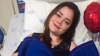 Suzane de Oliveira no hospital