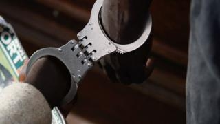handcuff
