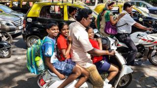 மது அருந்திவிட்டு வாகனம் ஓட்டினால் 20,000 அபராதம் - புதிய சட்டம் சொல்வது என்ன?
