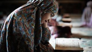 ما هي "فرحة أطفال الخليج" في ليلة منتصف رمضان؟