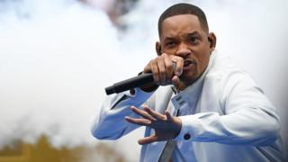 Will Smith dey rap for di 2018 World Cup closing ceremony