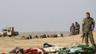 YPG'li militanların Şubat ayından bir fotoğrafı