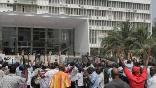 La devanture de l'assemblée nationale du Sénégal, le 23 juin 2011. (Illustration)