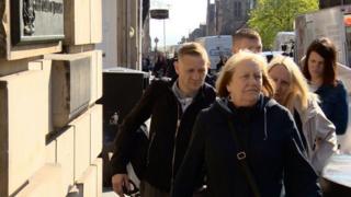 Toddler killer Gordon McKay arrives at High Court in Livingston for sentencing