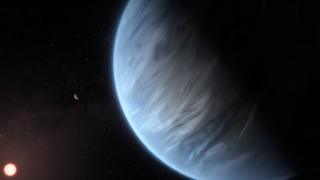 До половини атмосфери K2-18b може складатися з води