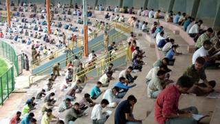 విద్యార్థులతో కూడిన ప్రతీకాత్మక చిత్రం