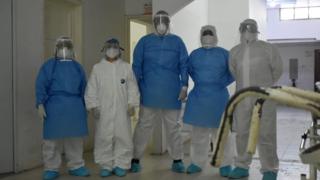 Trabajadores del hospital San Rafael en Leticia, Colombia