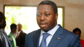''Les reformes réclamées peuvent être obtenues sans la violence'' estiment des militants du parti au pouvoir