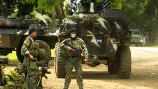 Quân đội Philippines chuẩn bị cho một đợt tấn công nhóm Hồi giáo Abu Sayyaf ở tỉnh Sulu, miền Nam Phillipines hồi tháng 9/2016