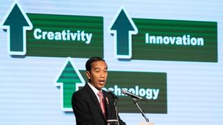 Presiden Joko Widodo bicara di Indonesia Business Forum di Seoul, Korea Selatan, 16 Mei 2016.