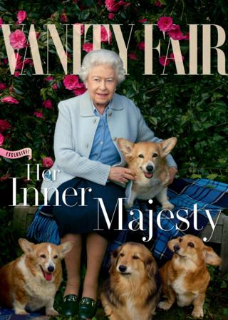 The Queen photographed with her four pet dogs