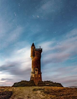 the Airlie memorial outside Kirriemuir.