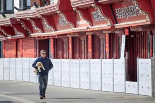 Closed amusement arcades
