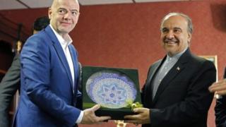 جاني اینفانتینو د ایران سپورتي چارو له وزیر مسعود سلطانی فر و جاني سره لیدلي