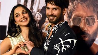 ছবিটিতে অভিনয় করেছেন কিয়ারা আডভানি ও শাহিদ কাপুর