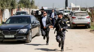 کاروان نخست وزیر فلسطینیها