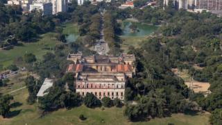 Museu Nacional após incêndio