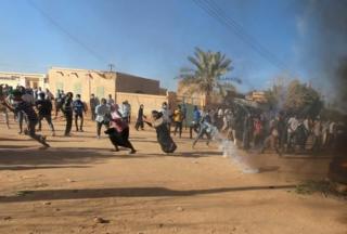Sudan'ın başkenti Hartum'daki protesto gösterileri
