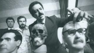 Romeu Tuma analisa ossada de Mengele