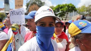 ဗင်နီဇွဲလား အတိုက်အခံ ဆန္ဒပြသူများ