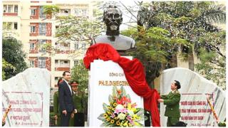 Lễ khánh thành tượng Dzerzhinsky