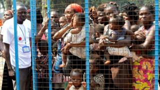 Bamwe mu bimukira bashinja polisi ya Angola gukora ibikorwa bihonyanga uburenganzira bwa muntu