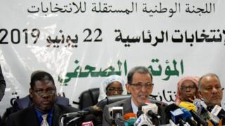 هل تقدم انتخابات موريتانيا نموذجاً عربياً غير مسبوق أم تنتصر "مكيدة الجنراليْن"؟