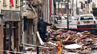 В результате взрыва бомбы в Ома погибло 29 человек, в том числе женщина, беременная двойней