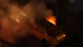 خبرگزاری فارس با انتشار فیلمی گزارش داده که معترضان یک خودرو را در نزدیکی میدان فردوسی تهران آتش زدهاند