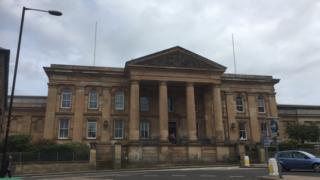 Dundee Sheriff Court