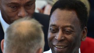 Pelé a remporté trois fois la Coupe du monde (1958, 1962 et 1970).