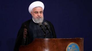 روحانی در دانشگاه
