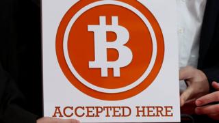 Bitcoin accepted here sign