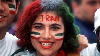 يحظر على النساء حضور المبارايات منذ اندلاع الثورة الإسلامية عام 1979
