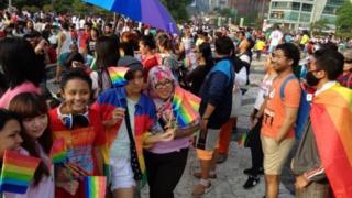 LGBT