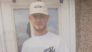 OnlyFans model jailed for life for break-up murder row - BBC News