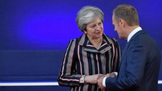 Theresa May ve Donald Tusk