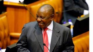 Rais mpya wa Afrika Kusini Cyril Ramaphosa muda mfupi baada ya kuchaguliwa na bunge bila kupingwa