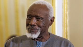Ousmane Sow, le célèbre sculpteur sénégalais, est décédé ce jeudi à l'âge de 81 ans à Dakar .