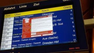 Frankfurt vokzalidagi poyezdlar jadvali ekrani